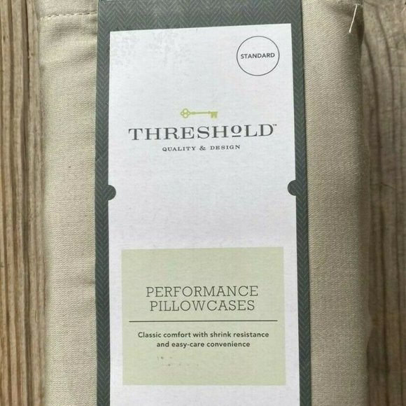 Threshold- Performance Pillowcases 400 Thread OEKO- TEX (Light Grey) - Picture 1 of 3